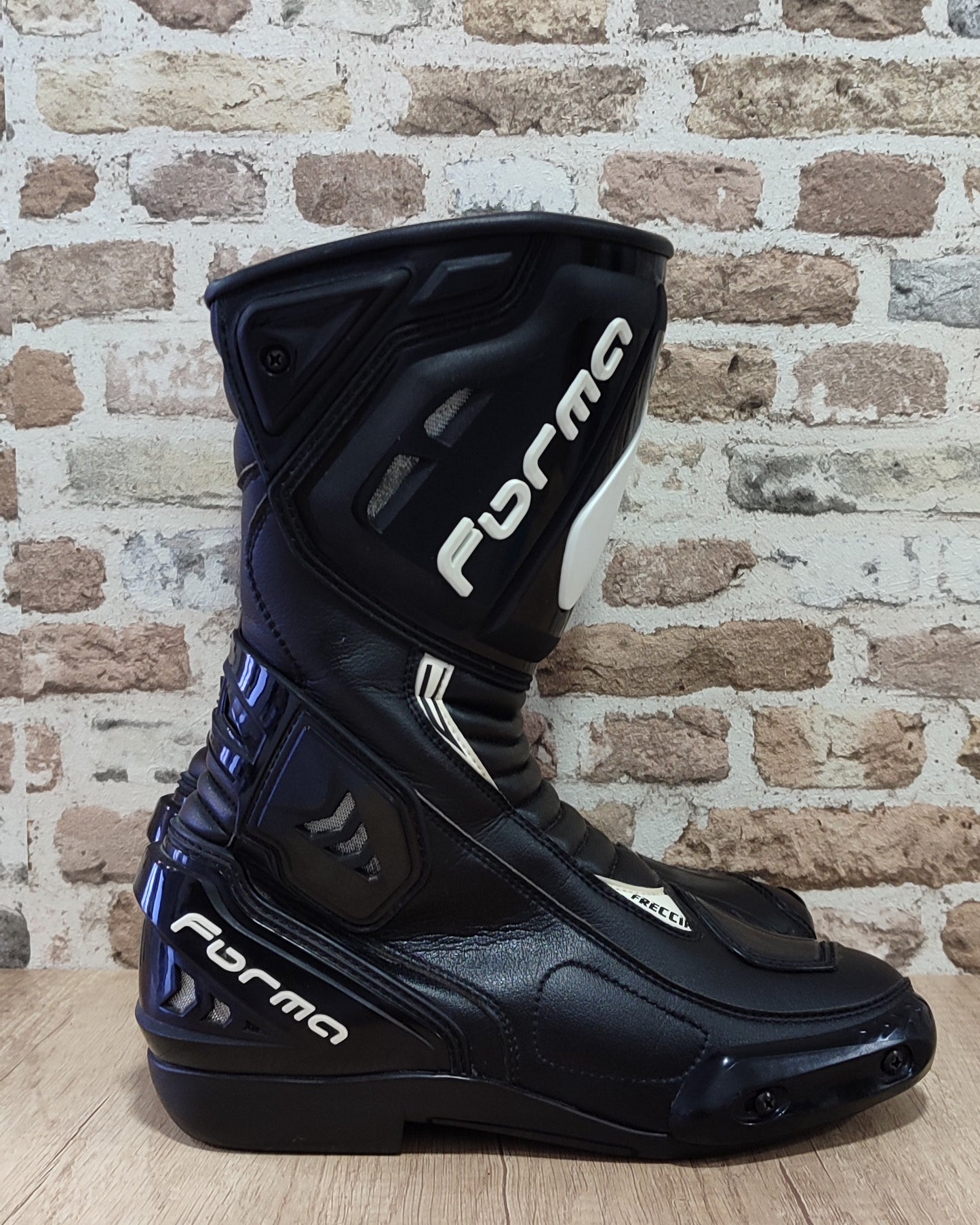 Botas Forma Freccia