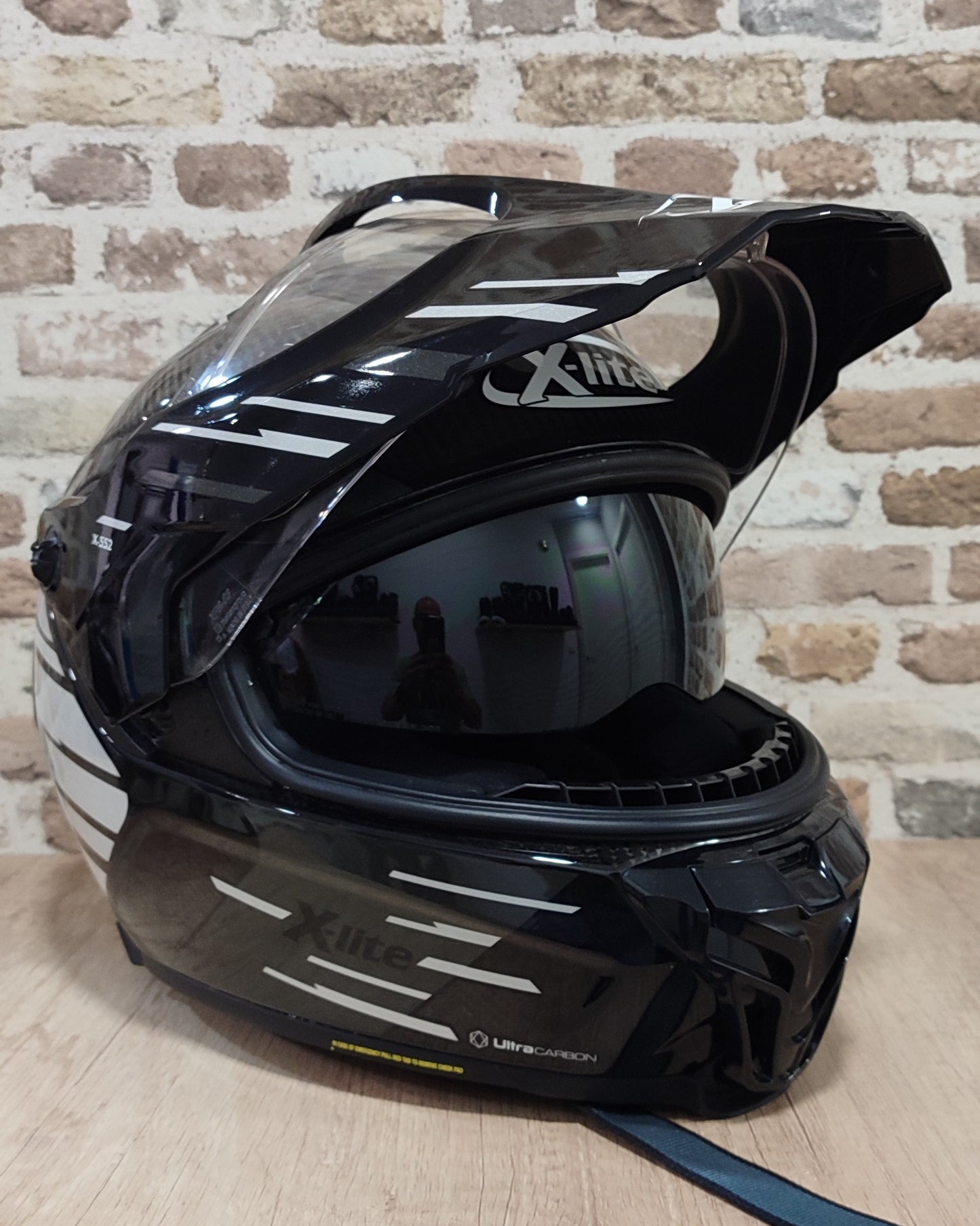 Casco X Lite X552