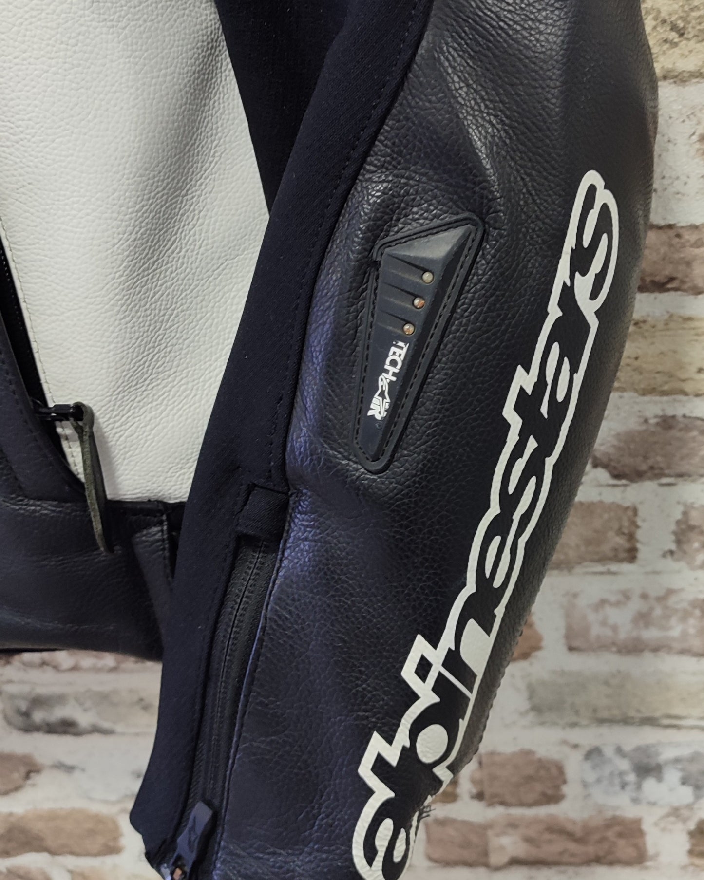 Chaqueta Alpinestars GP-R v2