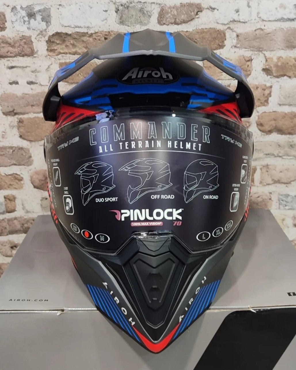 Casco Airoh Commander