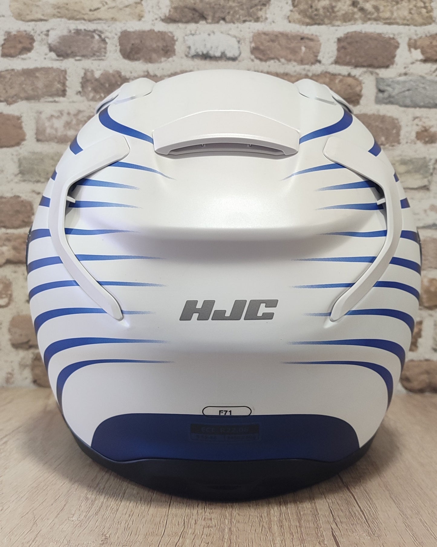 Casco HJC F71