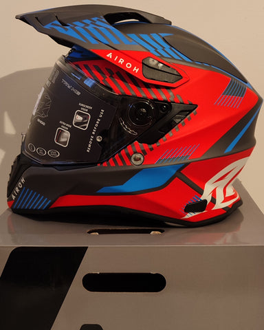 Casco Airoh Commander