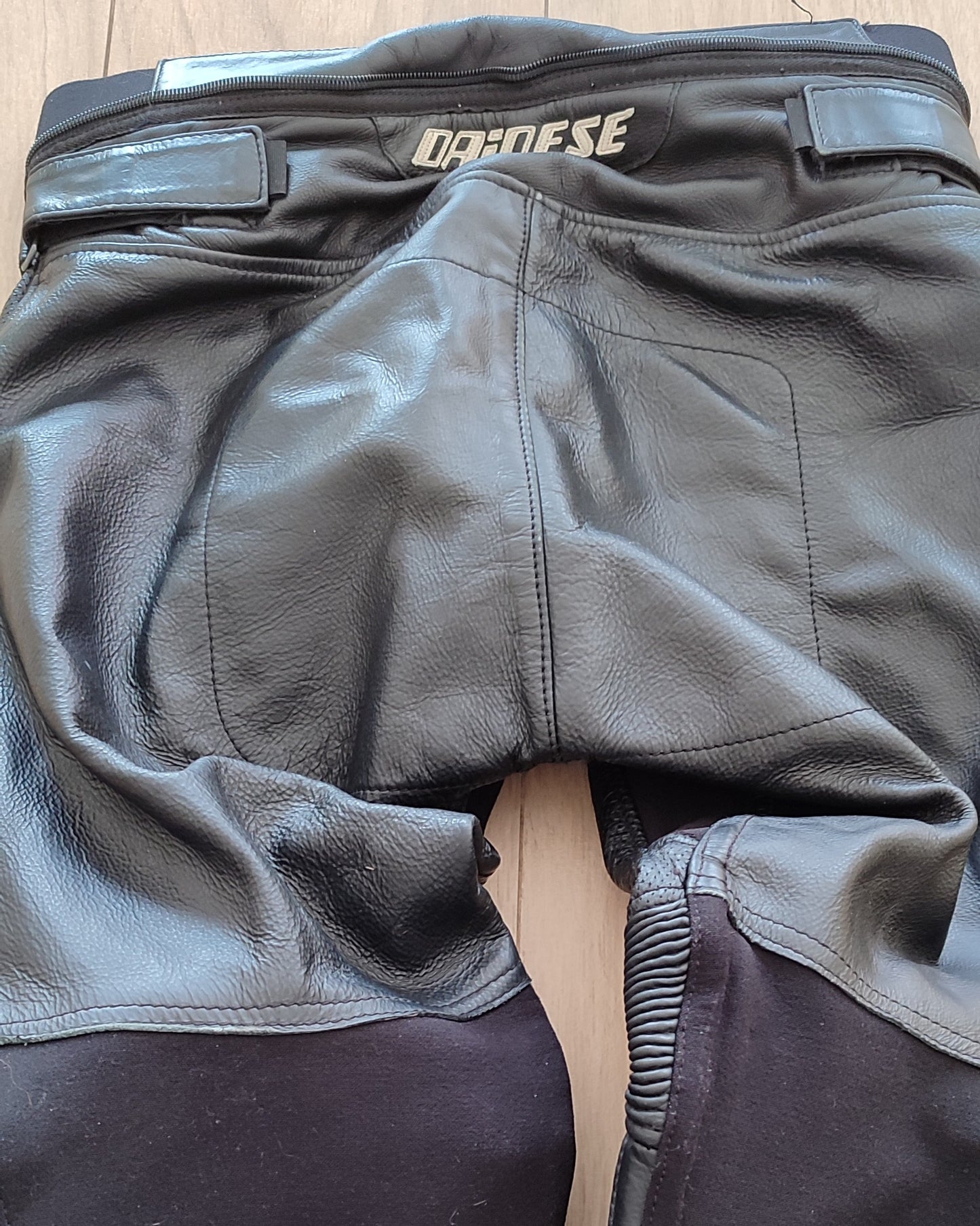 Pantalón piel Dainese