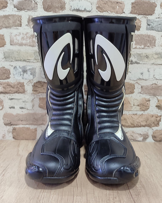 Botas Forma Freccia