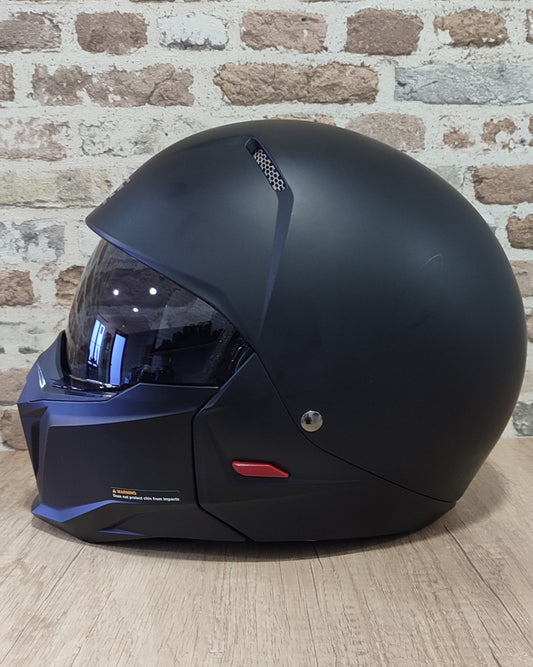 Casco HJC i20